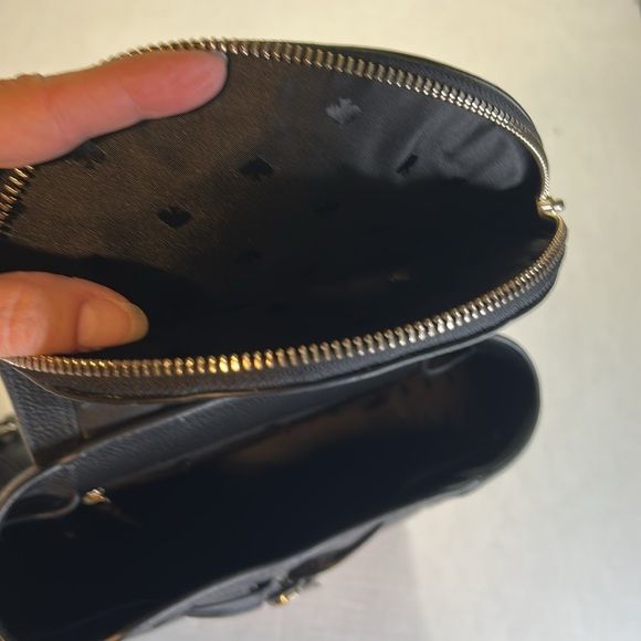 KATE SPADE LIELA MEDIUM FLAP BLACK BACKPACK DRAWSTRING LEATHER BAG - Picture 5 of 15